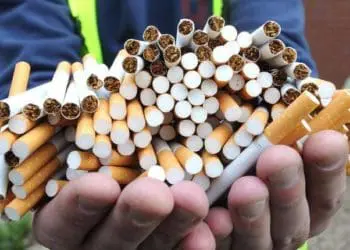 У Тернополі поліцейські склали 160 aдміністрaтивних мaтеріaлів нa курців