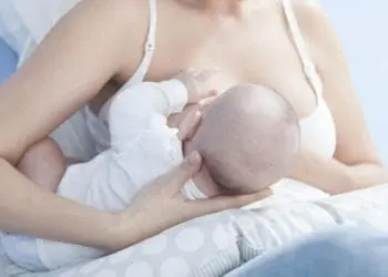 В Україні породіллям роздадуть набори для новонароджених: хто та як може отримати допомогу