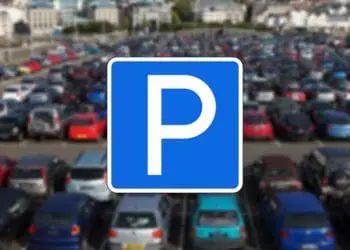 У Тернополі поліція забирає авто за неправильне паркування