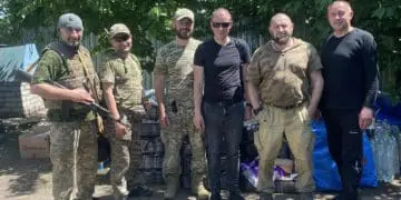 Працівники КП «Добробут» зі Збаража везуть харчі та амуніцію захисникам