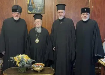 Вселенському Патріарху Варфоломію Константинополі подарували картину художника з Бучача