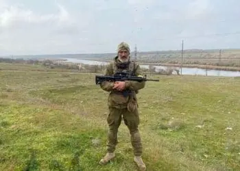 З невимовним болем і важкою тугою сприйняв сумну звістку з фронту колектив тернопільських світлотехніків: загинув голова корпорації “Ватра” Юрій Гапоненко