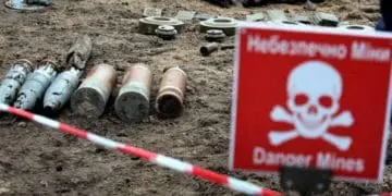 На повне очищення України від російських мін може піти 30 років