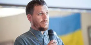 За сприяння війську: відомого священника з Тернопільщини відзначив головнокомандувач
