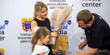 Сертифікати на придбання житла вручив родинам військових начальник Тернопільської ОВА