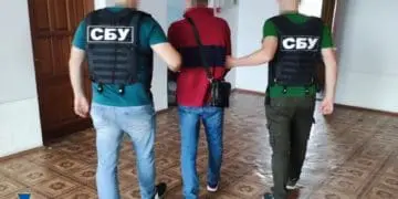 СБУ викрила російського інформатора, який збирав розвіддані про українські війська та критичну інфраструктуру на кордоні з рф