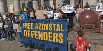 про важливість звільнення захисників Маріуполя нагадали під час акції у Тернополі