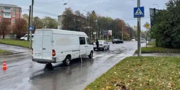 Під колеса буса потрапила дитина, яка переходила дорогу у Тернополі
