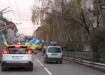 До проблеми недостатнього фінансування ЗСУ тернополяни привертали увагу автопробігом