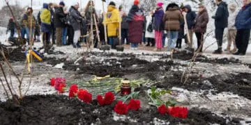 У Києві закладено алею пам’яті «азовців», страчених росіянами в Оленівці