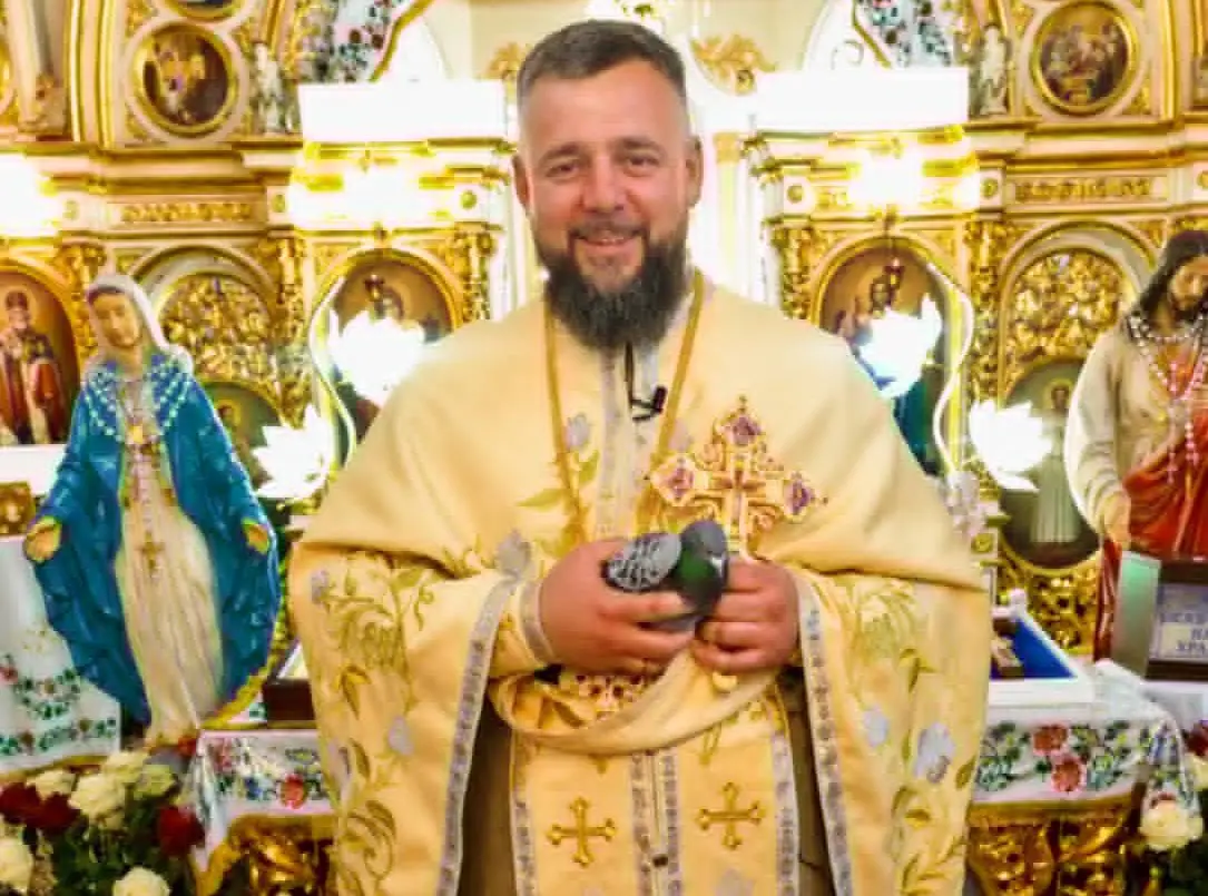 Дивовижні знаки у храмах на Борщівщині: до церков злітаються птахи, віщуючи мир та перемогу
