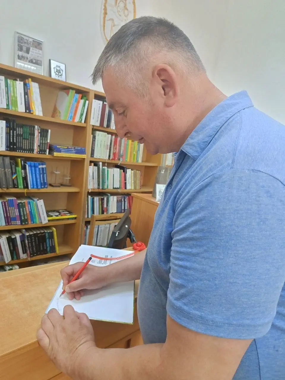 «Неймовірна Тернопільщина»: відомий історик Віктор Уніят випустив нову книгу про таємниці Тернопілля
