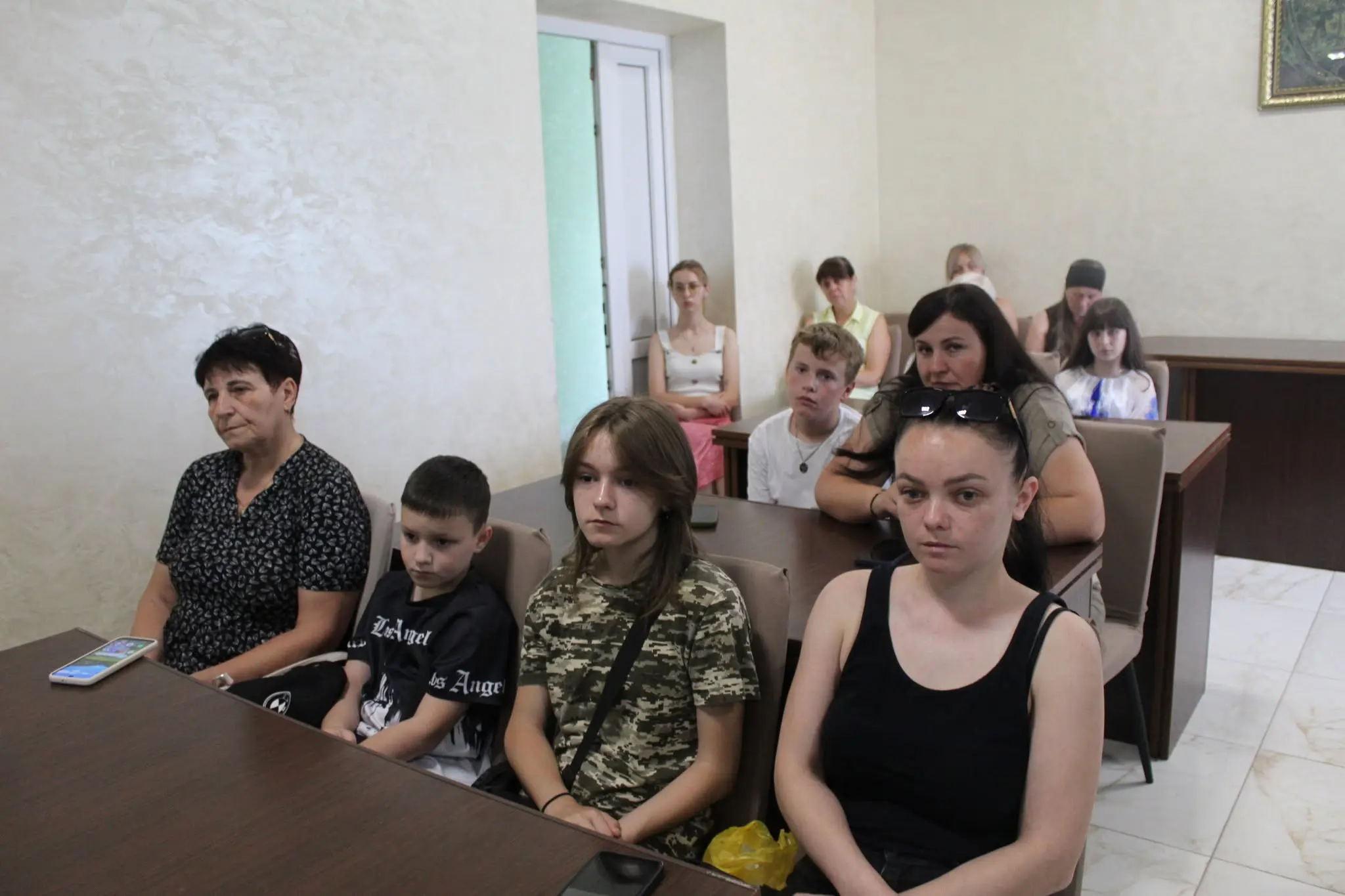 18 дитячих сердець і одна велика пам’ять: у Великогаївській громаді вручили обереги дітям Героїв