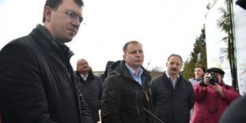 Володимир Омелян