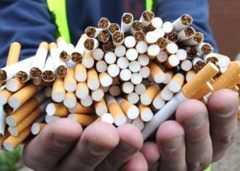 У Тернополі поліцейські склали 160 aдміністрaтивних мaтеріaлів нa курців