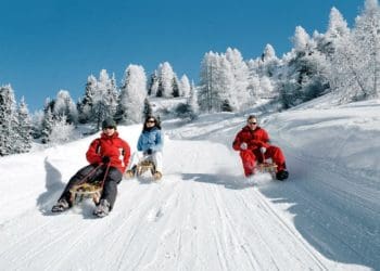 Снігопад накриє Україну вже невдовзі, а мороз триматиметься 3 доби: метеорологи попереджають