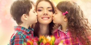 “Підіймайся, калинонька, кучерява м’ято”: до Дня Матері