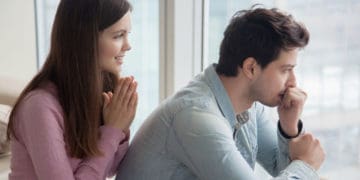 8 ознак того, що жінці не вистачає близькості