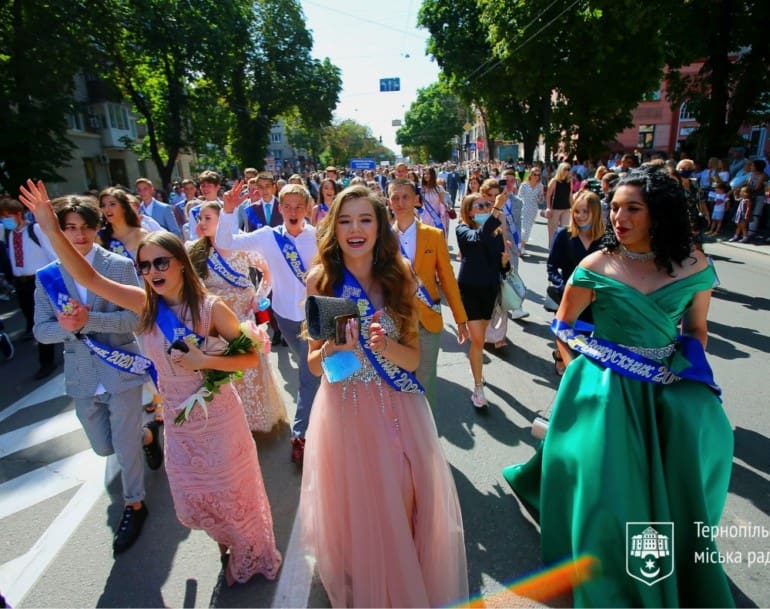 В Тернополі цього року знов не буде ходи випускників