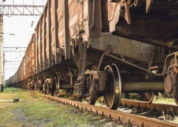 Трагедія на Тернопільщині: чоловік впав з вагону і загинув