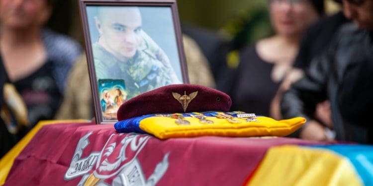 На Тернопільщині попрощалися із Романом Михайлишином