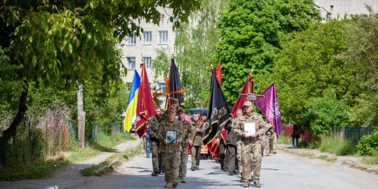 На Тернопільщині попрощалися із Романом Михайлишином