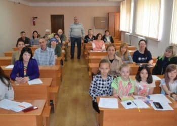 У Тернополі внутрішньо переміщеним особам допомагають опанувати та покращити знання рідної мови