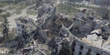 Депортація, фільтраційні табори та їжа в обмін на трупи – пекло “руського миру” в Маріуполі