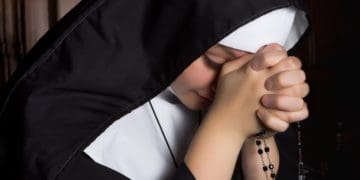 Справи судові: Монахиню не пускали у келію і хотіли виселити офіційно