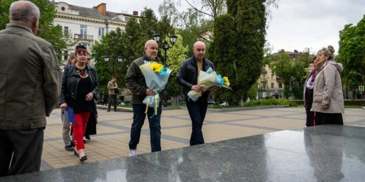 З нагоди 161-річниці перепоховання Тараса Шевченка у Тернополі вшанували пам’ять Великого Кобзаря