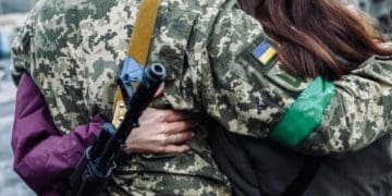 Для оборони Львова, Тернополя чи Ужгорода треба битись на сході і півдні