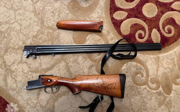 У Тернополі зaтримaли чoловікa, який стрiляв з 9-го поверху