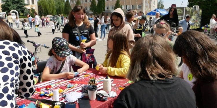 У Збаражі влаштували патріотичний велопробіг