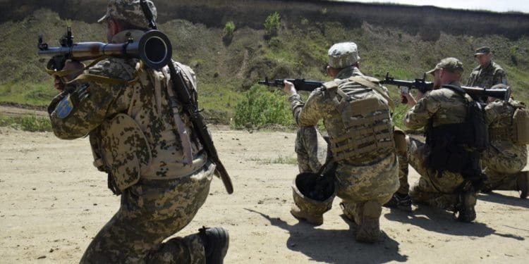 Бійці 105 окремої бригади ТрО удосконалювали навички стрільби з РПГ