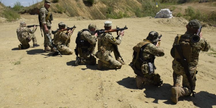 Бійці 105 окремої бригади ТрО удосконалювали навички стрільби з РПГ