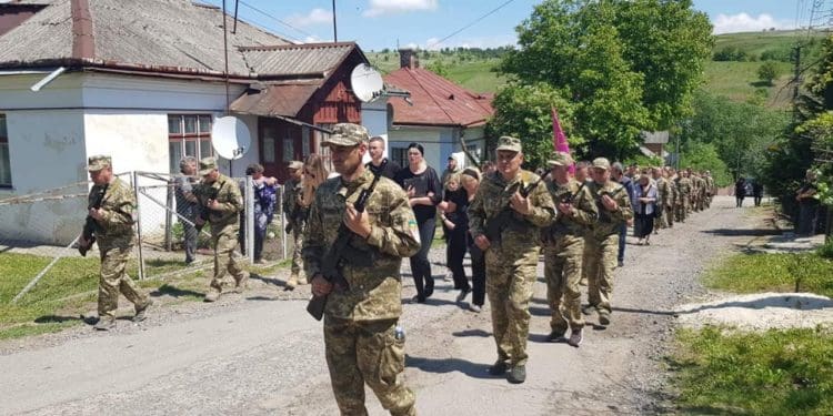 Тернопільщина попрощалася із двома загиблими Героями
