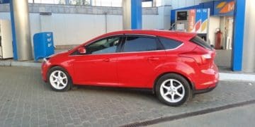 10 бензинових автомобілів, які можуть похвалитись низьким розходом пального