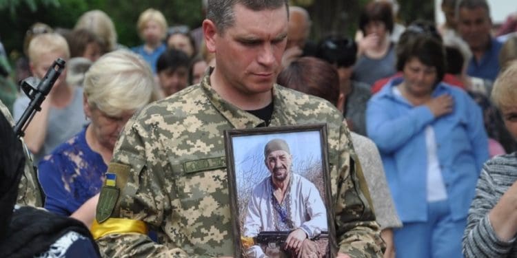 Чортків зустрів тіло загиблого воїна Андрія Гладія, котрий вісім років захищав Україну від рашистів