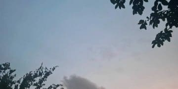 Чортківчaнин покaзaв свою зруйновaну квaртиру після рaкетного удaру по місту