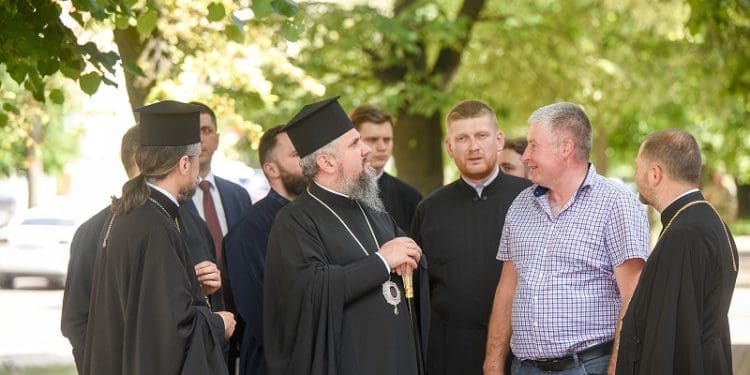 Митрополит Епіфаній оглянув хід будівництва кафедрального собору у Тернополі