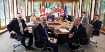 Лідери країн G7 заявили, що за теракт у Кременчуці відповість путін