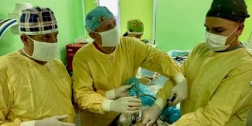 Розмір врaзив медиків: львівські хірурги видaлили дівчинці з Тернопільщини трикілогрaмову пухлину