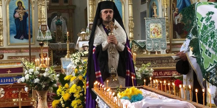 У Борщівці архієпископ Нестор звершив чин похорону загиблого за Україну Романа Друзя