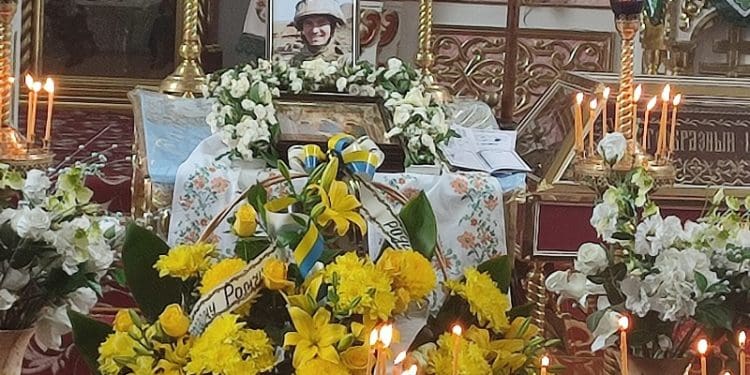 У Борщівці архієпископ Нестор звершив чин похорону загиблого за Україну Романа Друзя