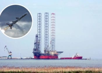 У “Москви” нові сусіди – Україна завдала удару по нафтовим вишкам окупантів в морі