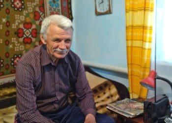 Прихистили на Тернопільщині: пенсіонер Віктор Чайка пройшов пішки 250 кілометрів, рятуючись від окупантів