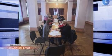 Артисти Тернопільської обласної філармонії активно волонтерять і збирають гроші для наших захисників