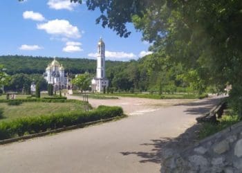 Духовний центр в Зарваниці відвідали переселенці, які проживають на Бучаччині