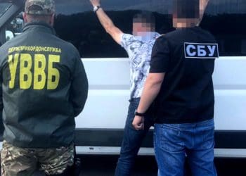 У Тернополі керівник благодійного фонду вивозив призовників закордон за 500 євро