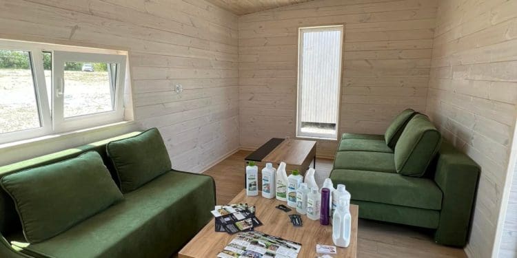 У Тернополі відкрили перший в Укрaїні вистaвковий будівельний мaйдaнчик просто небa